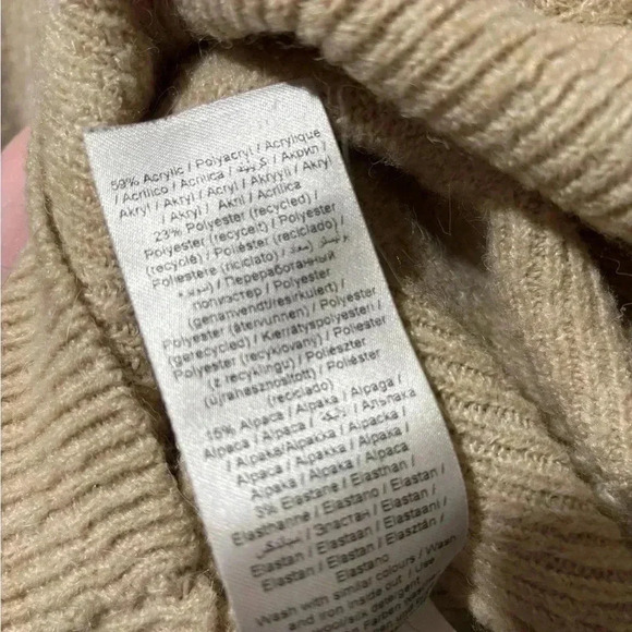 ICHI Touch of Alpaca Mega Turtleneck Sweater - Picture 5 of 5